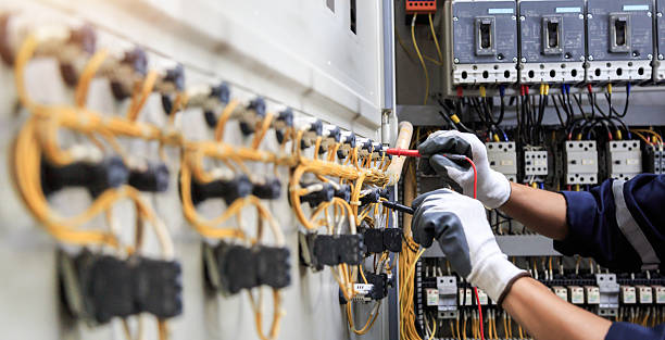 Professional Electrician technician working in Thorsby, AL